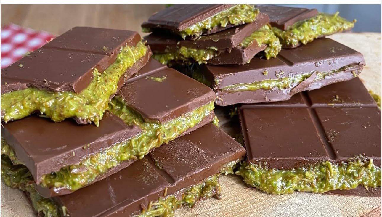 Dubai Chocolate Bar Pistachio Kataifi – Viral Dubai Chocolate with Knafeh and Pistachio Cream